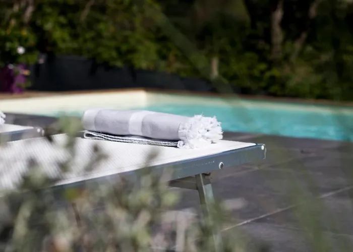 公寓 Pranavita, B&B Naturale 佩萨罗